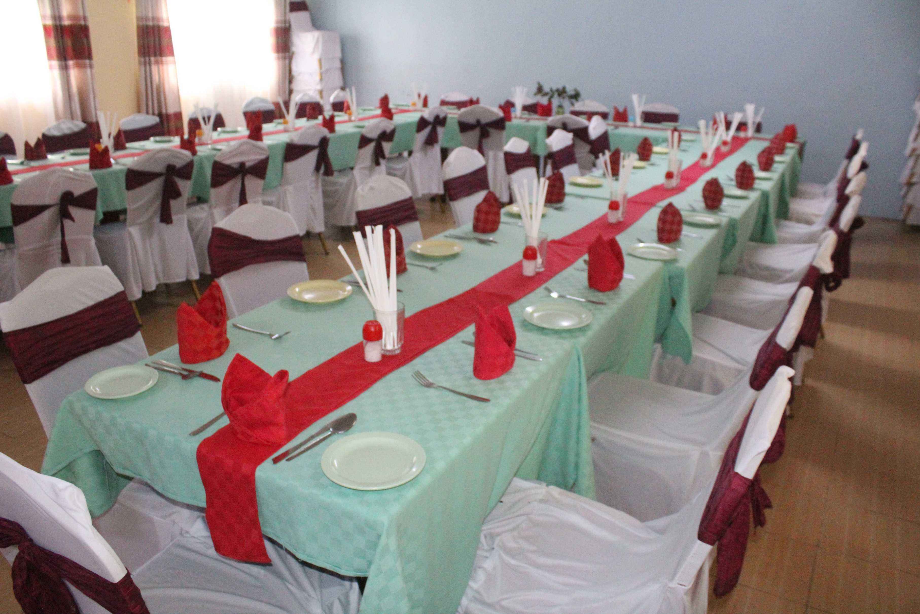 Dining & Kitchen